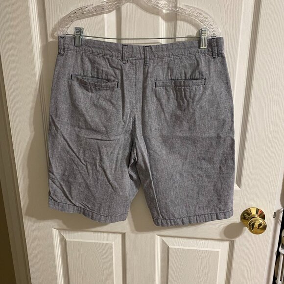 Men's Shorts - Picture 2 of 4